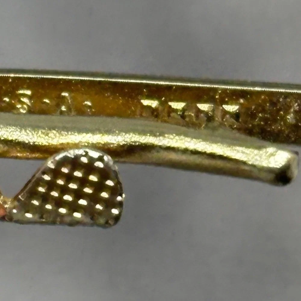 Hickok Tie Bar Gold Tone Vintage Mid-Century Modern Slim Curved Mens Accessory